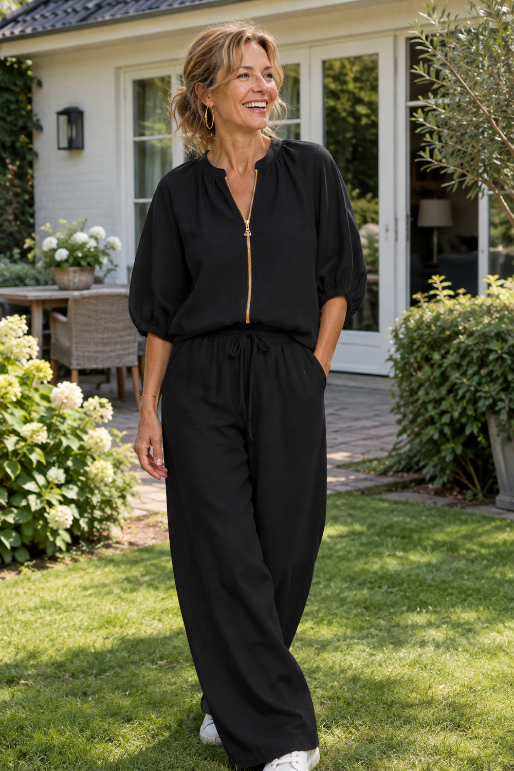 <h2><strong>Customers of Olivia & Charlotte Banff</strong></h2><h2><strong>based on 2365+ reviews</strong></h2>
